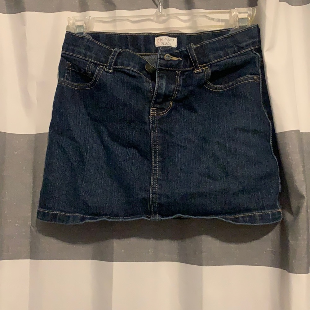 Children’s place kids size 8 jean skirt.